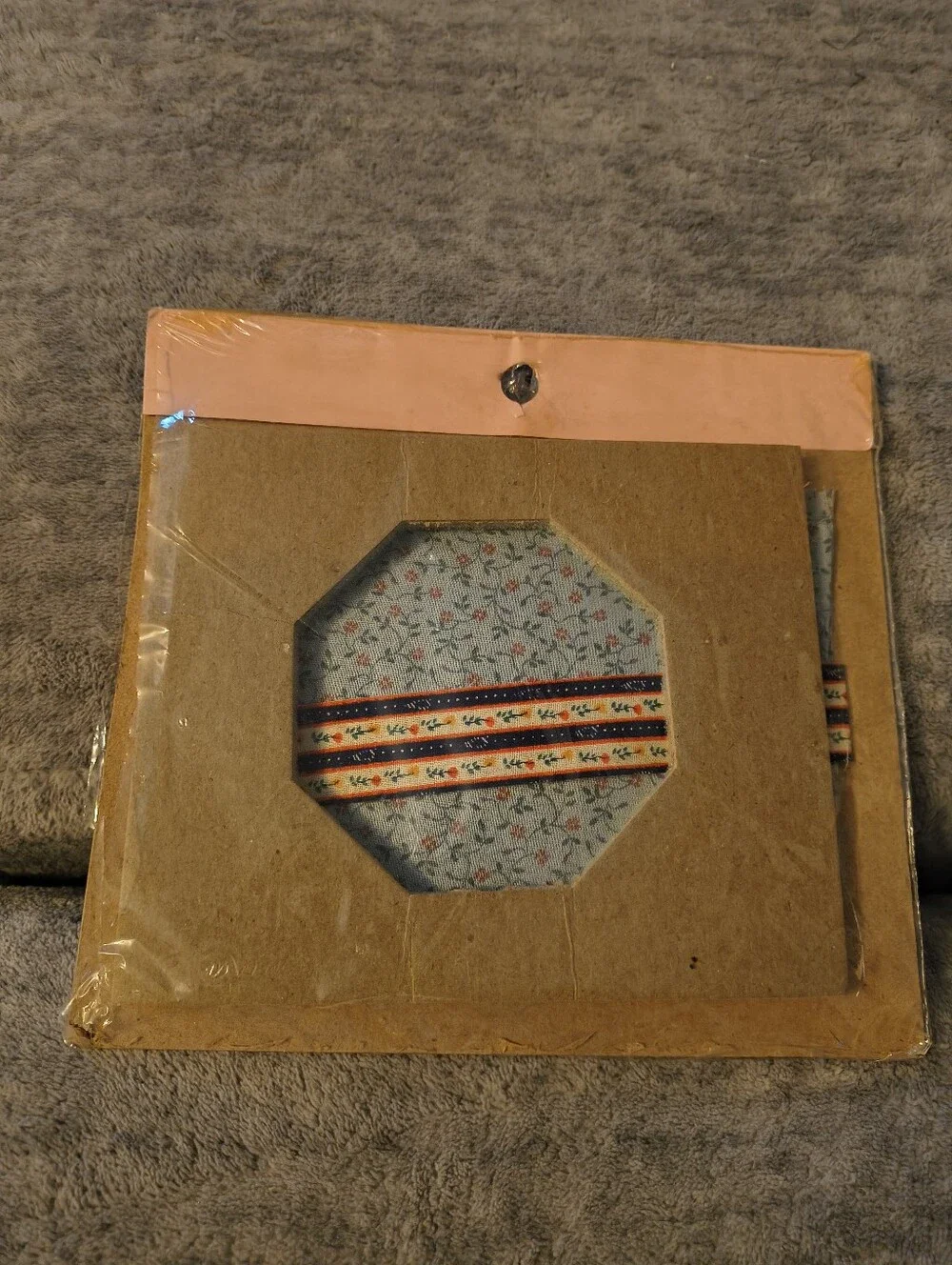 Vintage Padded Fabric Frame Hexagon - Pink